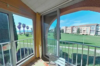Image de Appartement 2 pièces avec loggia vue mer, animaux admis - La Londe-les-Maures