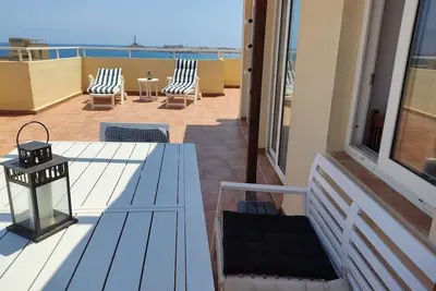 Image de Enjoy La Manga; the best beach, the best views and. . . . right at the beginning.