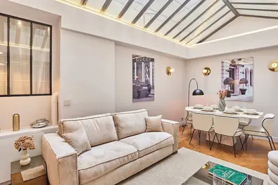 Image de Sublime appartement Ac - Champs Elysées