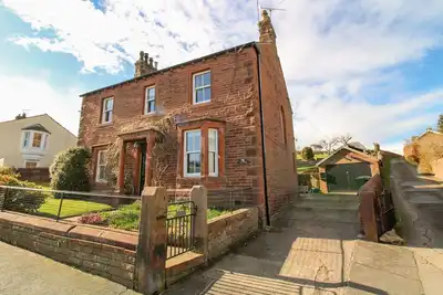 Sunnyside, Lazonby -  a cottage that sleeps 6 guests  in 3 bedrooms