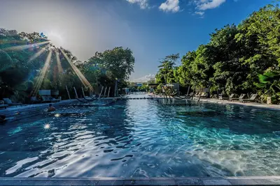 Image de 2br Ground floor: Pool, Hot tub, Big Gym, Beach Access Lux Awa Playacar