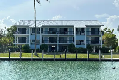 Image de Charming waterfront 2-bedroom condo on Sanibel Island!
