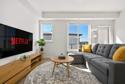 Image de Air Conditioned » Garage » 2br Townhouse » Sleep 6