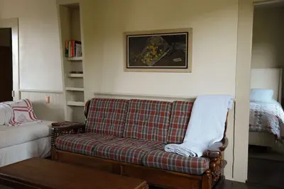 Image de Charming centrally-located 3-bedroom cottage on the coast with Albion river view