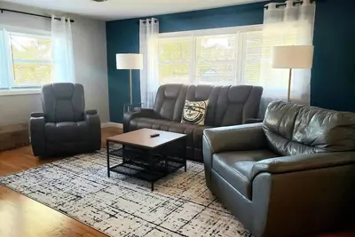 \"The Sky Lounge\"-Brunswick