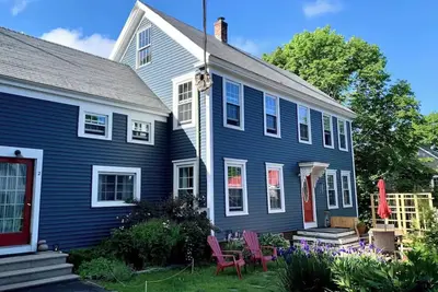 Image de Family-Sized Home in the Heart of Bath, Maine!