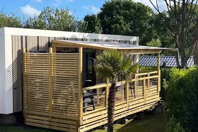 Image de Mobil-home ● Aufgehobene Terrasse