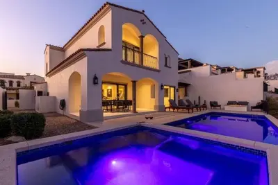 Image de 3-bedroom villa in beautiful Cabo San Lucas!
