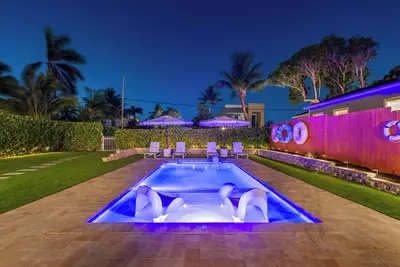 Image de Walk to Atlantic Ave | Pool | Recently Renovated