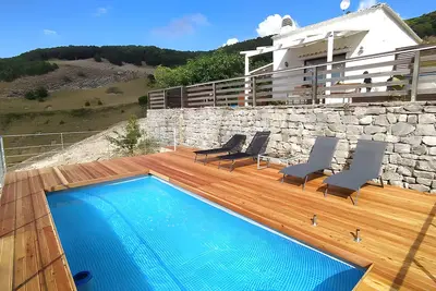 Image de Villetta Bonifato avec vue imprenable sur le golfe de Castellammare