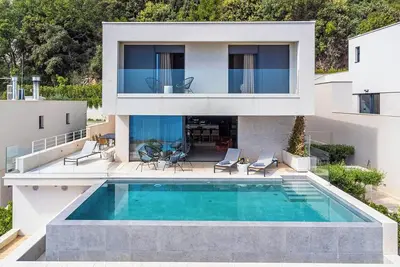 Luxury Villa K&J