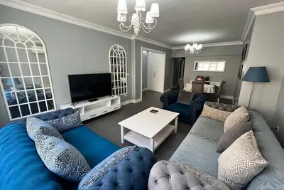 Image de Luxury 3 bedroom king suite -walk to Blue mosque