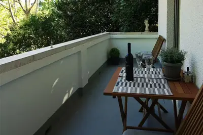 Image de Apartment Joia / balcony & parking, beach Bačvice