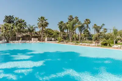 Image de Mobile Home 'Casa Mobile Deluxe' avec piscine partagée, Wi-Fi et climatisation