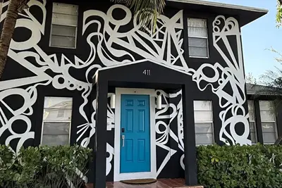 Image de 5bd 3ba - Black&White ArtBNB - Antique Row Wpb