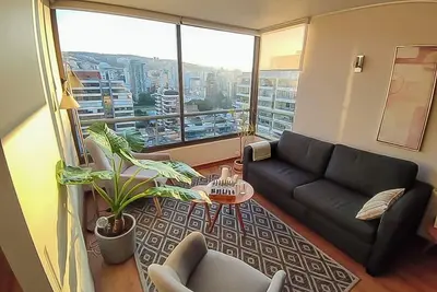 Modern apartment in the best area of Viña del Mar with heated pool.