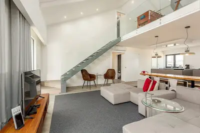 Image de Spacieux appartement de 4 chambres à Porto