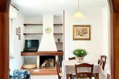 Image de Casa Le Rose - Comfort and Tranquility in Bosa
