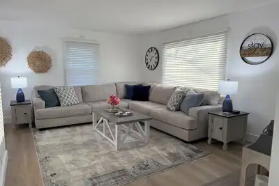 Image de Comfortable One Story: 2 bed 1 bath in town Fortville. Sleeps 4. Newly Remodeled