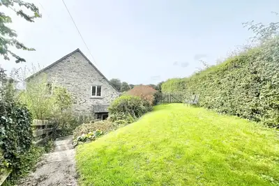 Image de 3 bedroom character property