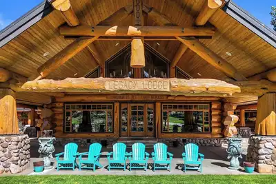 Image de Legacy Lodge & Barn Retreat, Sleeps 42