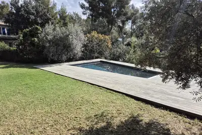 Image de Maison avec Piscine dans la pinède 4 chambres