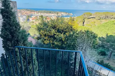 Image de Maison Familiale sur la Côte Vermeille avec Climatisation et Wifi