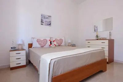 Image de Belle maison de vacances avec Wifi, climatisation, Tv, terrasse, vue panoramique et parking