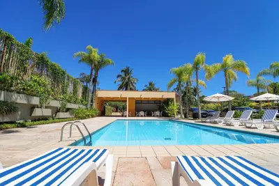 Image de Beautiful house in Juquehy condominium: 250m from the sea with beach service and gourmet area.