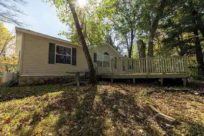 Image de 3br Forest Retreat Near Stream. Quiet, Cozy & Perfect for Nature Lovers