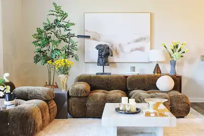 Mountain Whispers Luray Modern Chic, Lux Beds, Dedicated Workspace Shenandoah Np