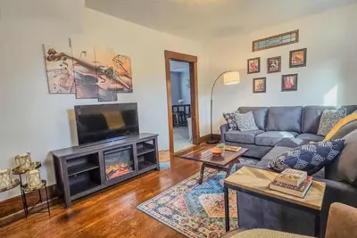 Image de Relaxing Retreat Between Cleveland and Cedar Point