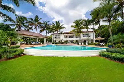 Image de Villa Virtuosa in Casa de Campo by Personal Villas - Haven of Sophistication