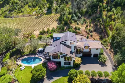 Image de Private 2. 3 acre 6 bed/4. 5 ba Napa Valley Estate - Pool, Sauna, Hot Tub