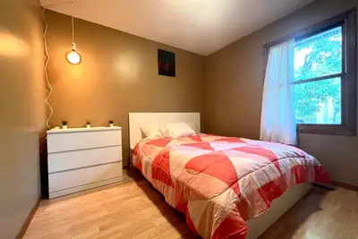 Image de The Perch, townhome with Ac, in tranquil Coralville
