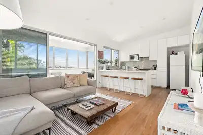 Image de Luxury 2-Bed with Ocean Views and Garden