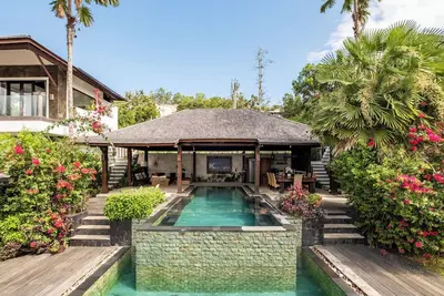 Image de Luxury 5br Bingin Villa with Sea Views, Double Pool, Bbq & Near Surf Spots