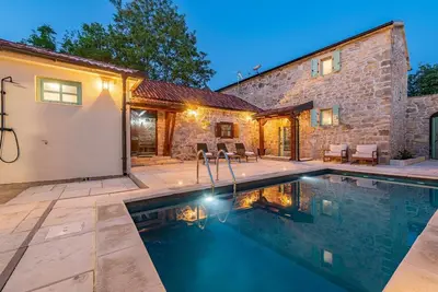 Image de Maison de vacances Pristeg pour 1 - 10 personnes avec 4 chambres Ă coucher - Maison de vacances