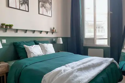 Image de Charmant 2p avec Balcon, à 10 minutes à pied de la Plage et de la rue d'Antibes