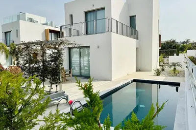 Image de Luxury 4 bdr Villa Nerida