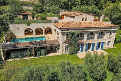 Image de Le Mas d’Azur – Vue & piscine d’exception