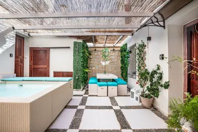 Image de Belle Epoque | 5 Bedroom Villa