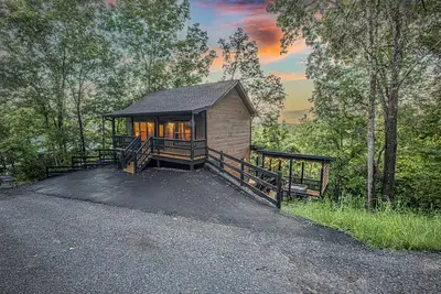 Image de New - Dollywood - Fire pit - Arcade - Family Getaway