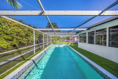 Image de The Blue Haven: Elegant 4 Br Villa with Private Pool & Serene Escape