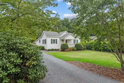 Image de Downtown Village of Pinehurst 2br/2ba