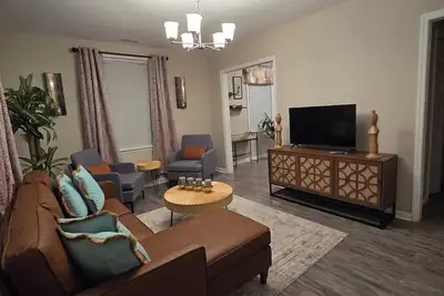 Image de Charming 2-bedroom house with WiFi and Ac and Large yard in North Charleston