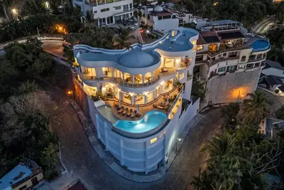Image de Casa Paakat - Luxury villa with chef, bartender, daily housekeeping and ocean views