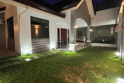 Image de Tranquil 8-bedroom villa with Private Pool in Cebu World's top destination