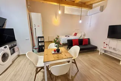 Image de Charming 1-bedroom house in brilliant Pozuelo de Alarcón with WiFi, Ac