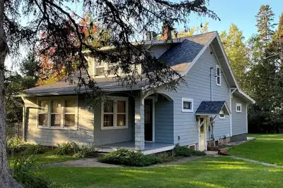 Image de Charming 3-bedroom house within walking distance to the beaches